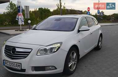 Універсал Opel Insignia 2013 в Володимирі