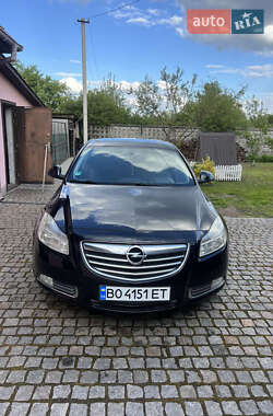 Ліфтбек Opel Insignia 2011 в Полонному