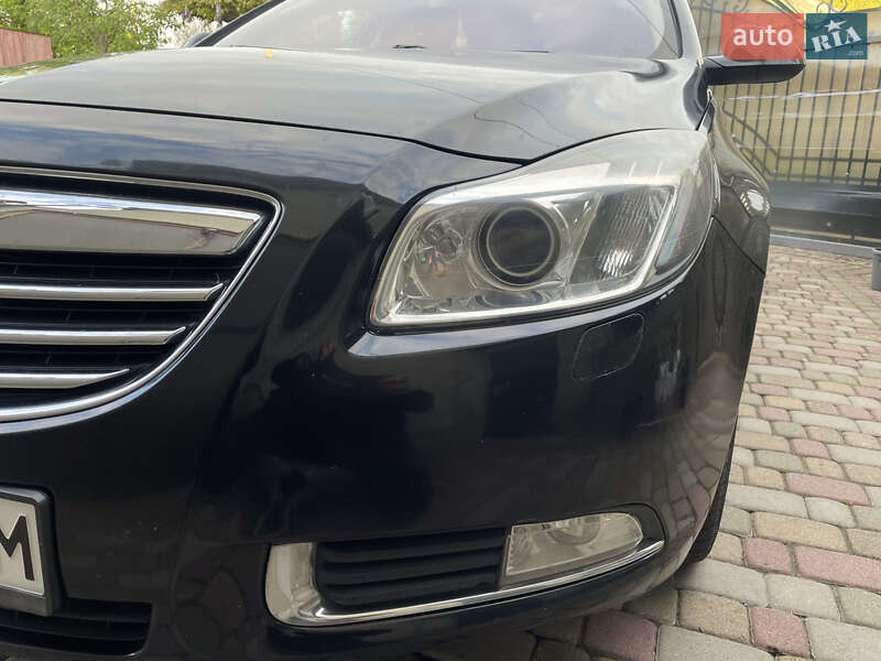 Універсал Opel Insignia 2010 в Львові