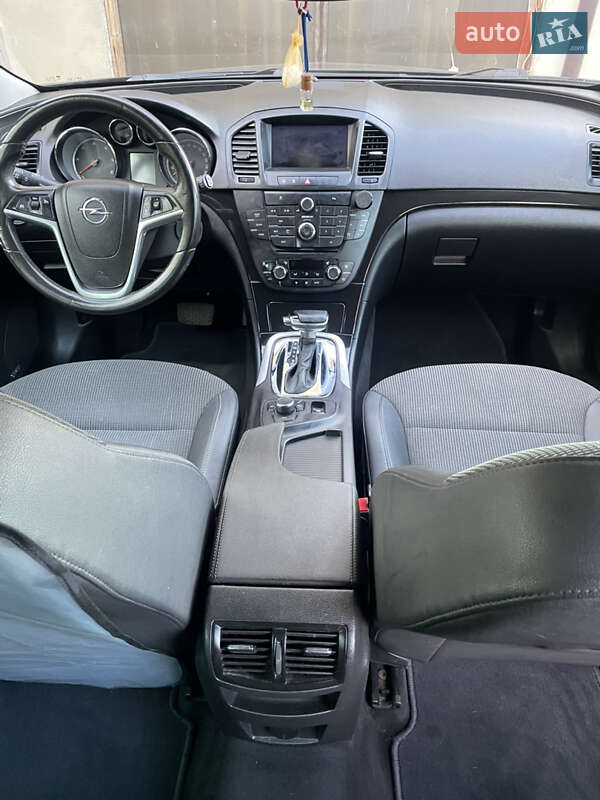 Універсал Opel Insignia 2010 в Львові