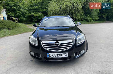 Универсал Opel Insignia 2011 в 
