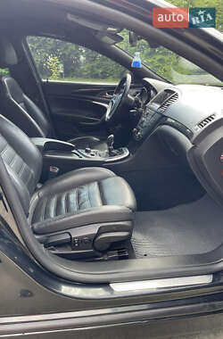Универсал Opel Insignia 2011 в 
