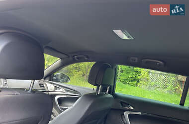 Универсал Opel Insignia 2011 в 