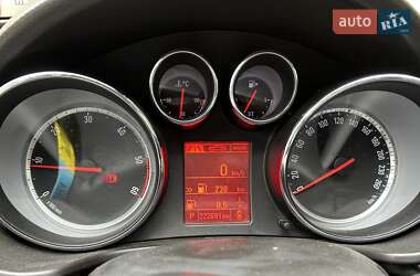 Универсал Opel Insignia 2013 в 