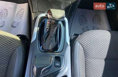 Универсал Opel Insignia 2014 в 