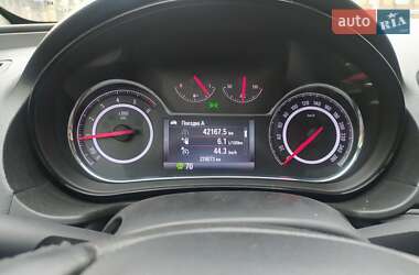 Универсал Opel Insignia 2015 в 
