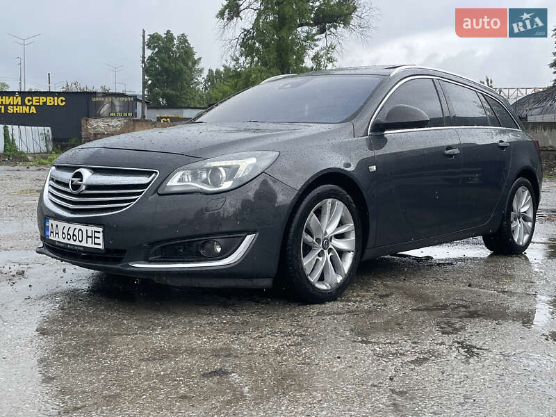 Универсал Opel Insignia 2013 в Киеве