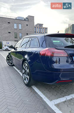 Универсал Opel Insignia 2012 в 