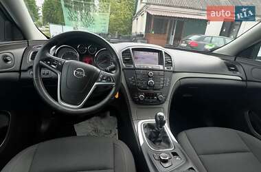 Универсал Opel Insignia 2013 в 