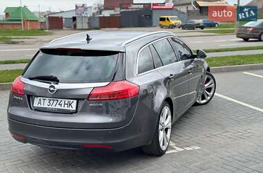Універсал Opel Insignia 2010 в 