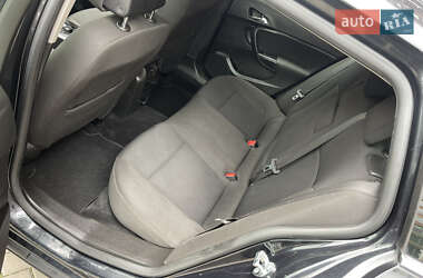 Универсал Opel Insignia 2011 в 