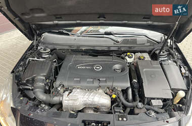 Универсал Opel Insignia 2011 в 