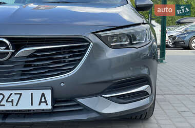 Универсал Opel Insignia 2019 в 