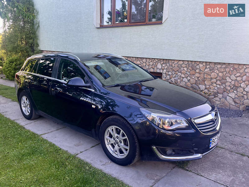 Універсал Opel Insignia 2015 в Кам'янці-Бузькій