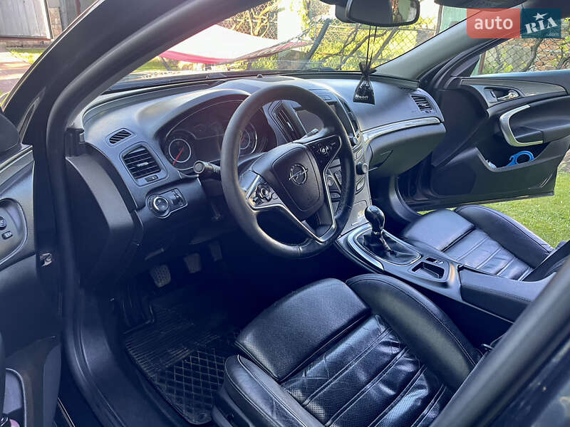 Універсал Opel Insignia 2015 в Кам'янці-Бузькій