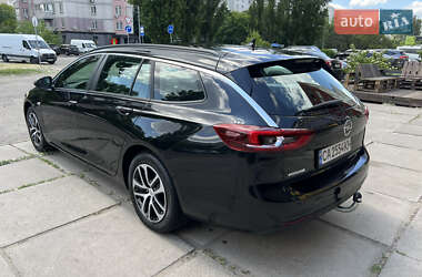 Универсал Opel Insignia 2019 в 