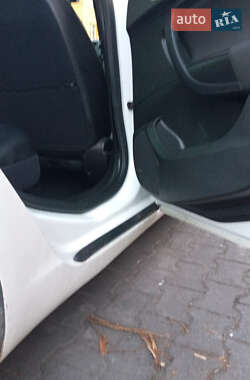 Седан Opel Insignia 2009 в 