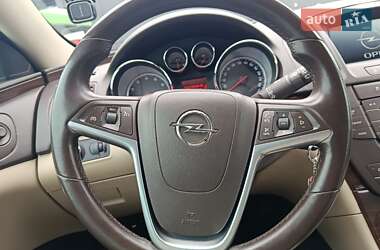 Универсал Opel Insignia 2009 в 