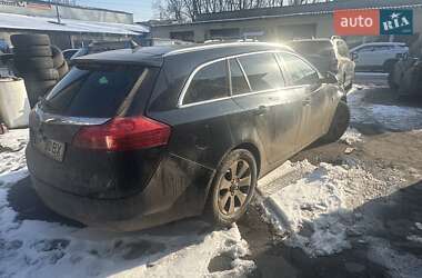 Универсал Opel Insignia 2012 в 