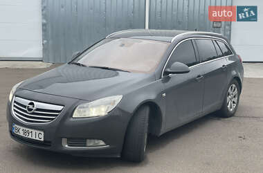 Универсал Opel Insignia 2012 в Киеве