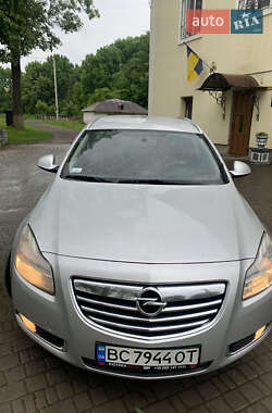 Універсал Opel Insignia 2010 в 
