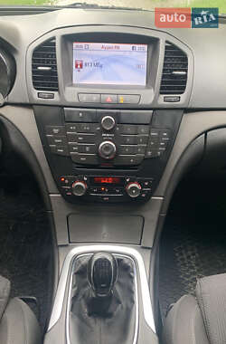 Універсал Opel Insignia 2010 в 