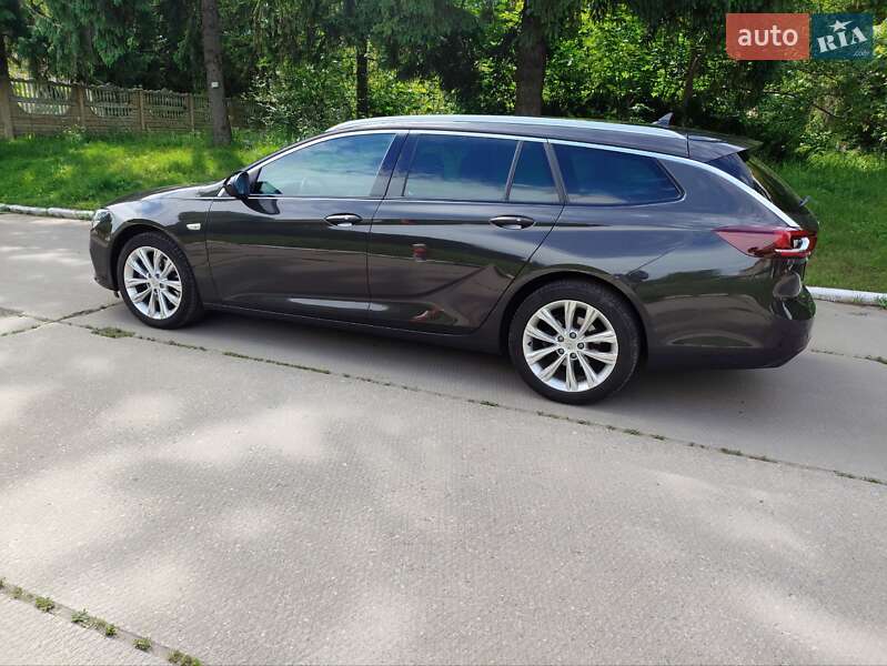 Универсал Opel Insignia 2021 в Ровно