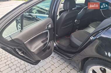 Седан Opel Insignia 2009 в 