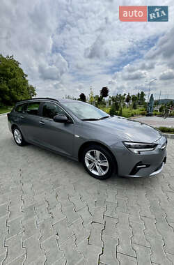 Универсал Opel Insignia 2021 в 