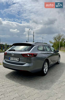Универсал Opel Insignia 2021 в 