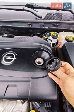 Универсал Opel Insignia 2013 в 