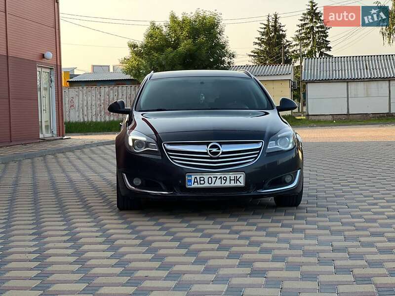 Універсал Opel Insignia 2014 в Гайсину