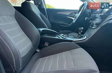 Универсал Opel Insignia 2014 в 