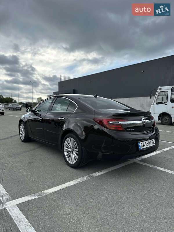 Седан Opel Insignia 2015 в Києві