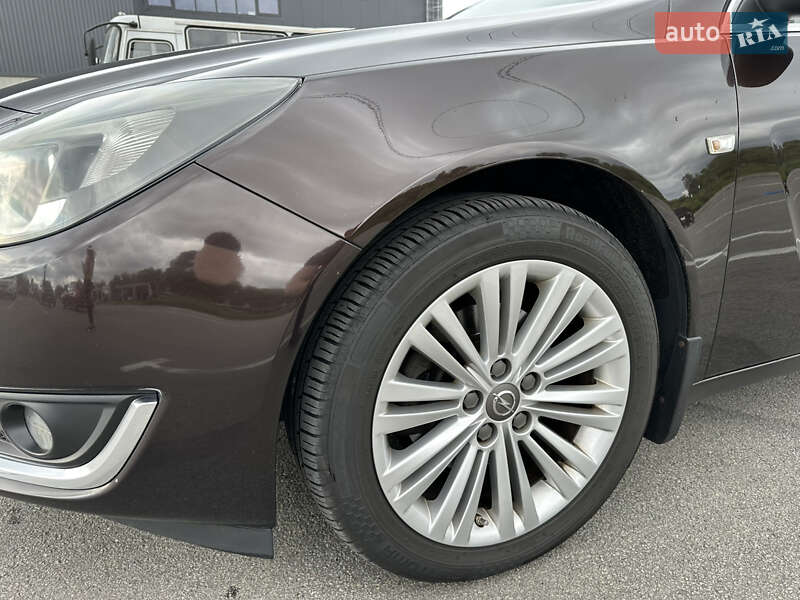 Седан Opel Insignia 2015 в Києві