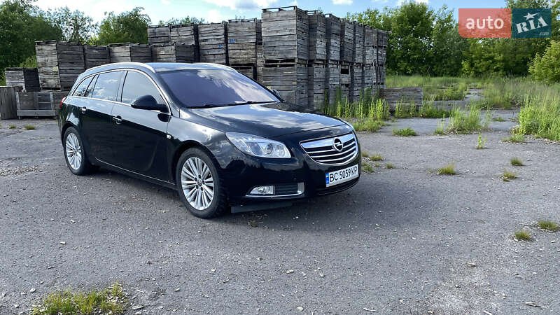 Универсал Opel Insignia 2011 в Золочеве