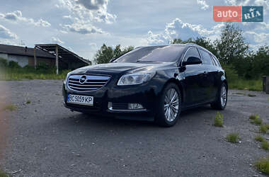 Універсал Opel Insignia 2011 в Золочеві