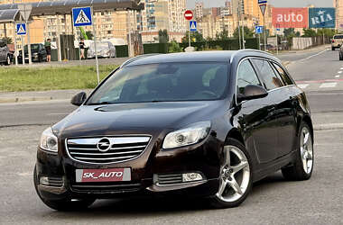 Універсал Opel Insignia 2011 в Києві