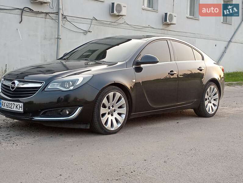 Ліфтбек Opel Insignia 2016 в 