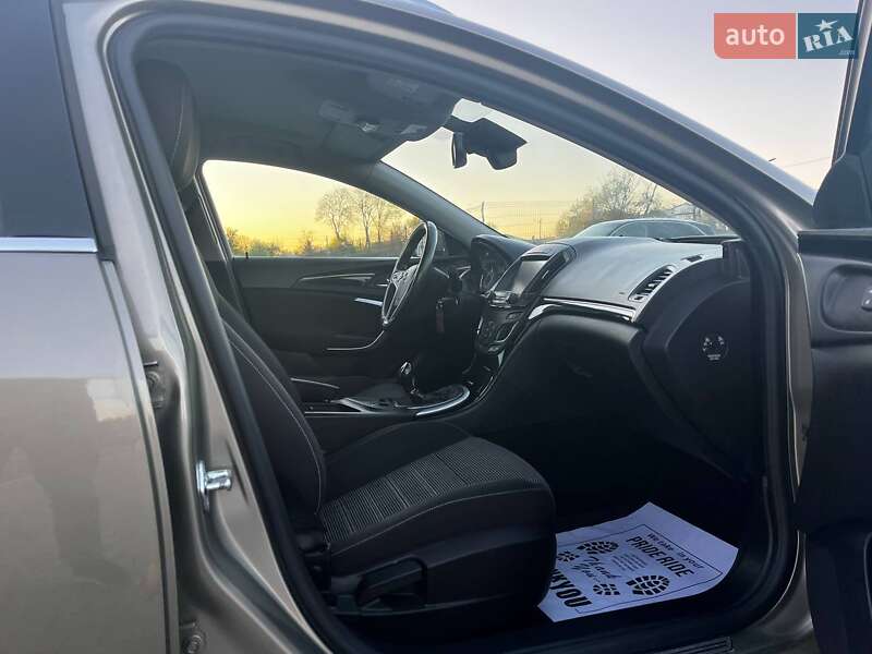 Универсал Opel Insignia 2014 в Львове