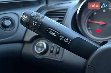 Универсал Opel Insignia 2013 в 
