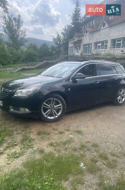 Универсал Opel Insignia 2010 в Перечине