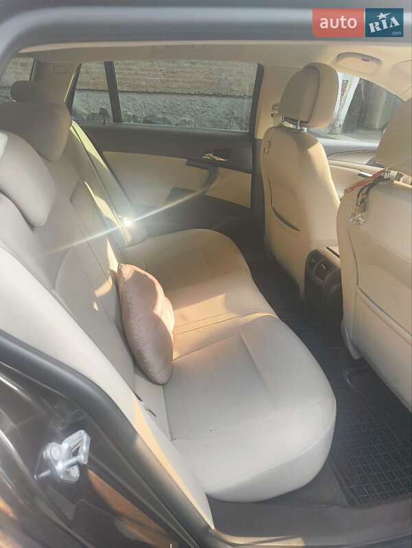 Универсал Opel Insignia 2010 в Хмельницком