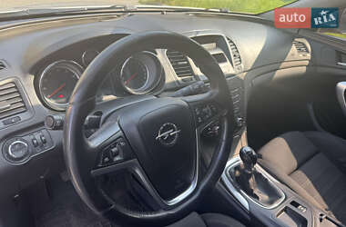 Универсал Opel Insignia 2009 в 