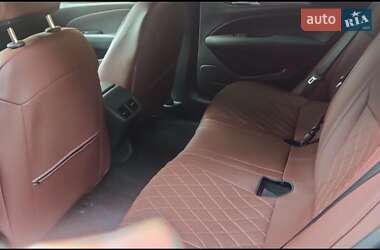 Лифтбек Opel Insignia 2019 в 