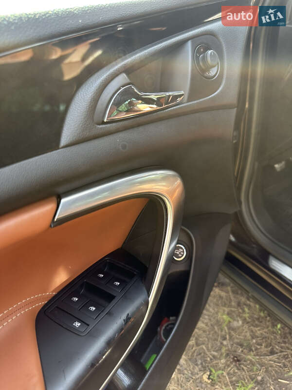 Универсал Opel Insignia 2012 в Киеве
