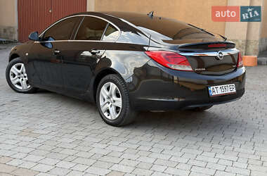 Лифтбек Opel Insignia 2010 в 