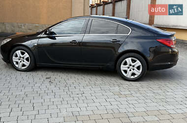 Лифтбек Opel Insignia 2010 в 