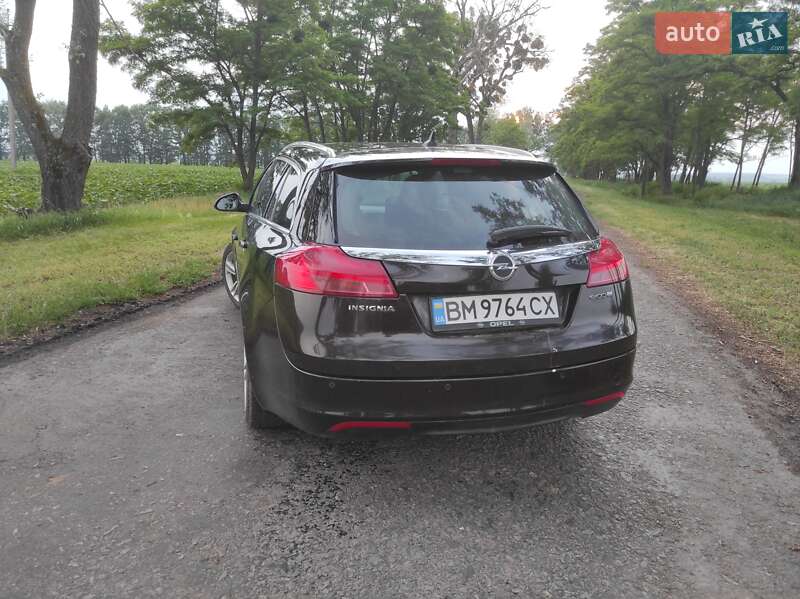 Універсал Opel Insignia 2010 в Сумах