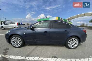 Седан Opel Insignia 2009 в 